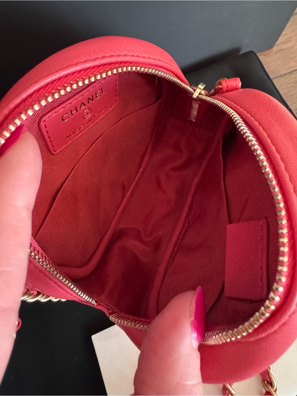 CHANEL Lucky Charms Lambskin Quilted Crossbody Bag - Picture 4 of 7
